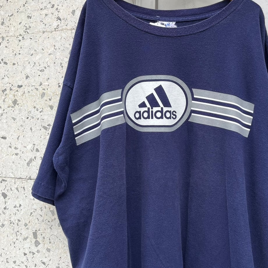 6839767c85e3632c1d3a7bd5
