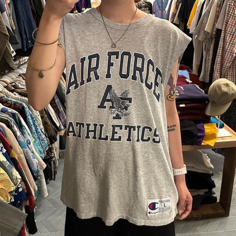 USA製CHAMPION ノースリーブTシャツ