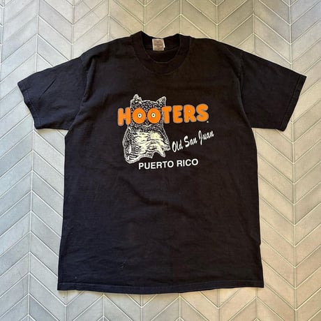 フーターズ両面プリントTシャツ🦉