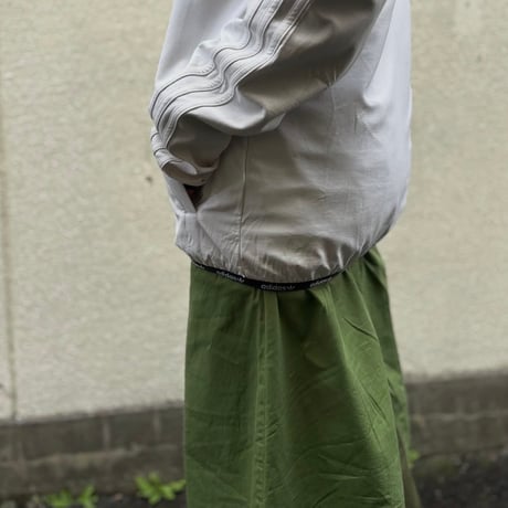 adidas トラックジャケット