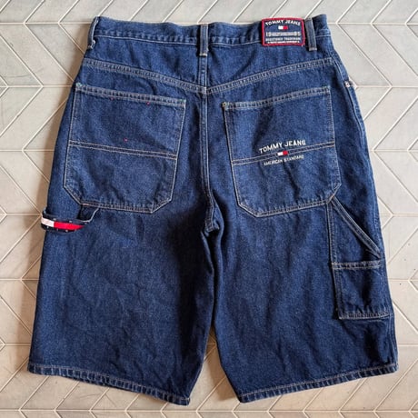TOMMY JEANS ペインターハーフパンツ