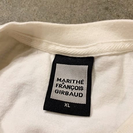 フロッキー刺繍Tシャツ
