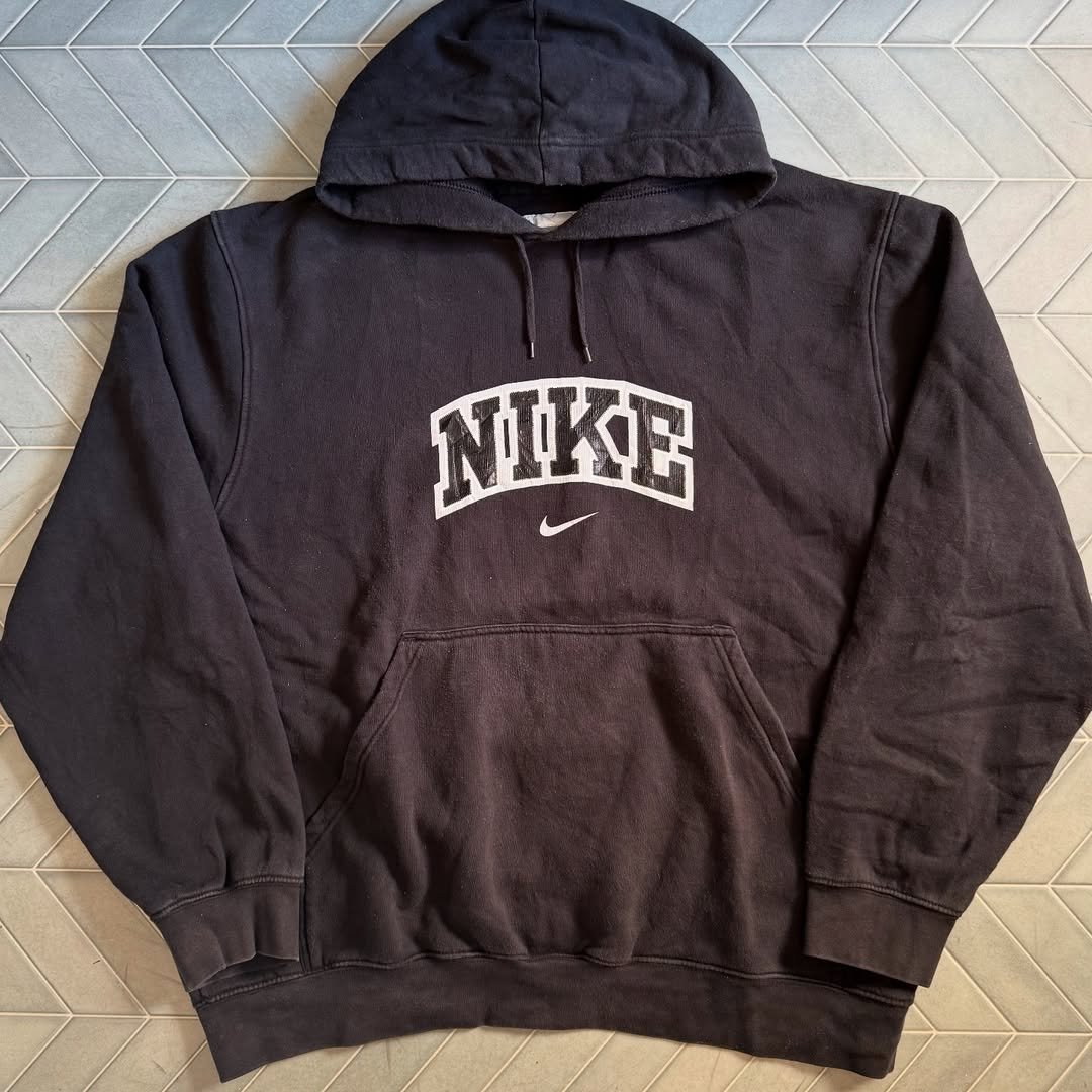 NIKE ロゴプリントパーカー | CUSTOM FEVER