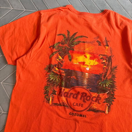 Hard Rock cafe バックプリントTシャツ
