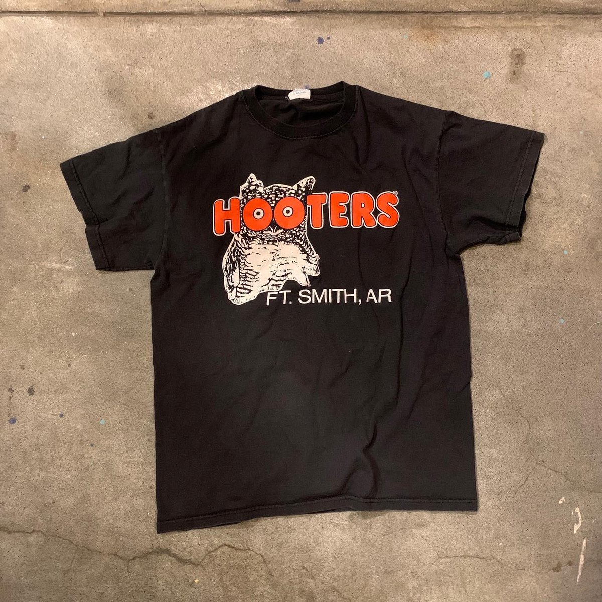 HOOTERS Tシャツ | CUSTOM FEVER