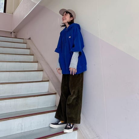 Champion REVERSE WEAVEカットオフフーディ