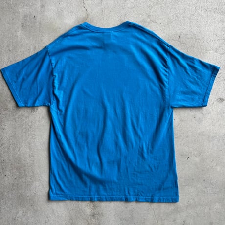 M&M’s ブルーグラフィックTシャツ