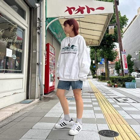 duckプリントトレーナー