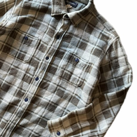 ヘビネル | STORES