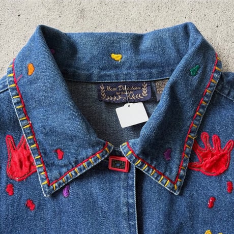 アート刺繍デニムジャケット