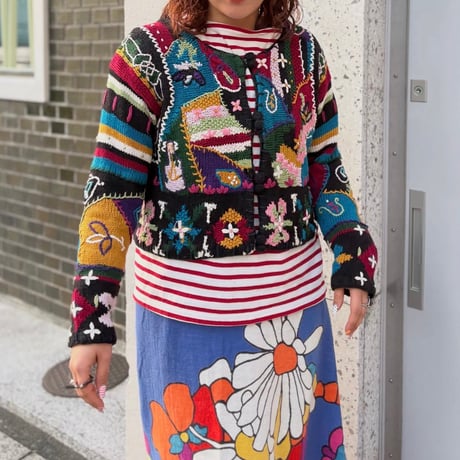 カラフル総柄刺繍ニットカーディガン