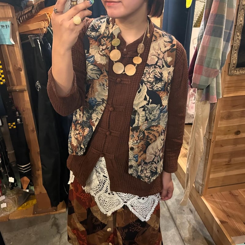 新品・レア★evisu★ジャガード織ベスト★サイズ38 USA製 ジャガード織 猫柄ベスト | CUSTOM FEVER