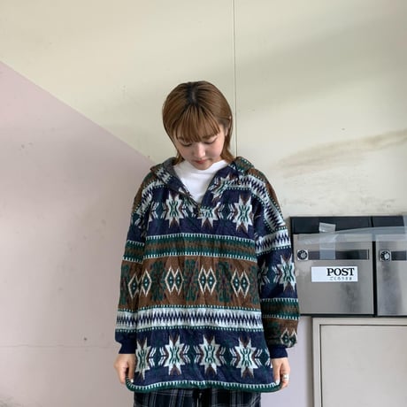 ネイティヴ調ハーフジップフーディ