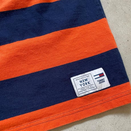 TOMMY JEANSTシャツ