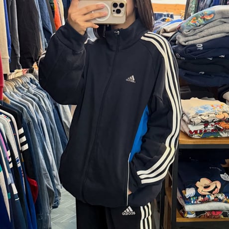 adidas フルジップスウェット