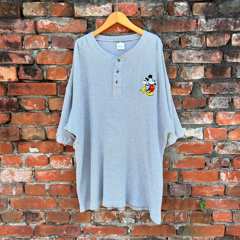 ヘンリーネック サーマル ミッキー刺繍 Tシャツ | CUSTOM FEVER