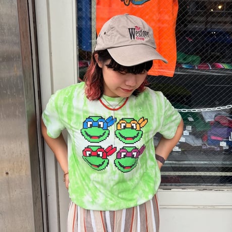 TURTLES ピクセルアート タイダイTシャツ