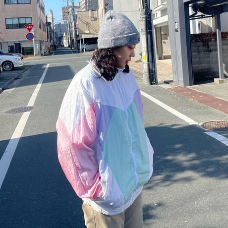 パステルカラーナイロンブルゾン