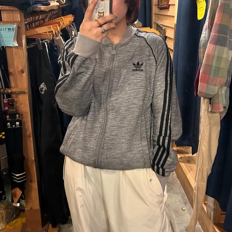 adidas トラックジャケット