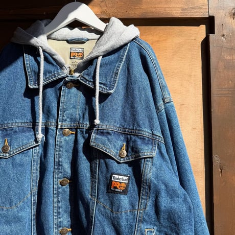 Timberland 重ね着風デニムジャケット