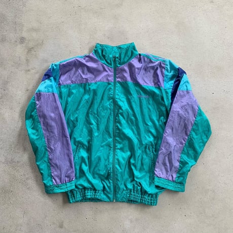 adidasオリジナルナイロンジャケット