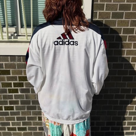 adidas トラックジャケット