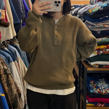 L.L.Bean ヘンリーネックニット