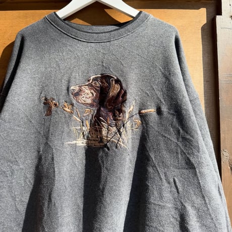 アニマル刺繍スウェット