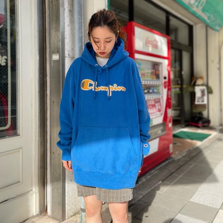 Champion reverse weaveパーカー