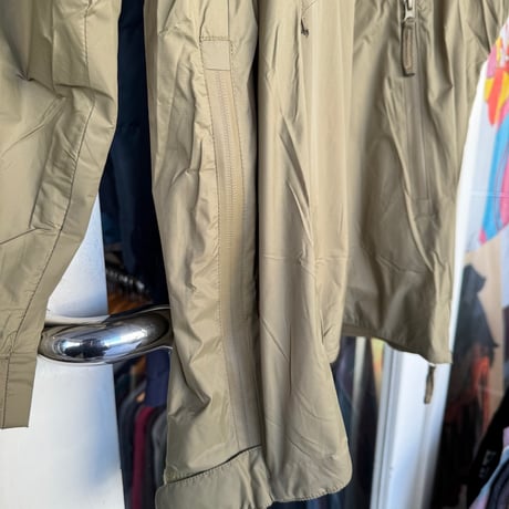 Military イギリス軍 PCS Lightweight Thermal Smock (L,XL)