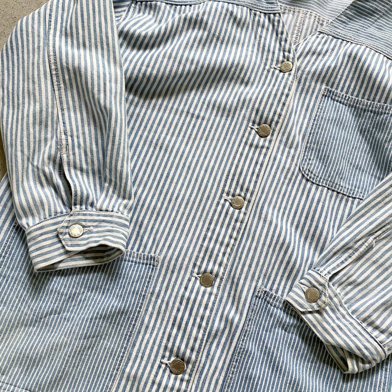BLUE BLUE ブルーブルー　ヒッコリーストライプ　ノーカラーカバーオール ☆BLUE BLUE ヒッコリーストライプ ノーカラーカバーオールジャケット