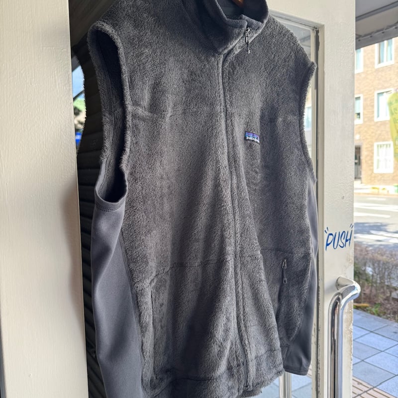 patagonia R2 レギュレーターベスト　S PATAGONIA レギュレーターR2ベスト | CUSTOM FEVER