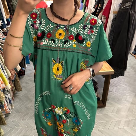 メキシカン刺繍ワンピース