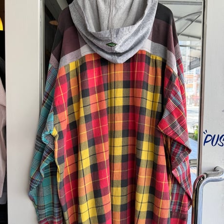 QUIKSILVER フード付き クレイジーパターン ネル
