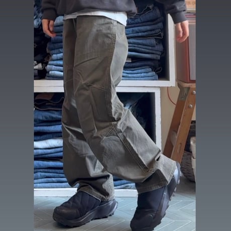 KÜHL  軽量アウトドアパンツ