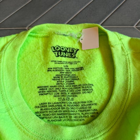 LOONEY TUNES プリントスウェット