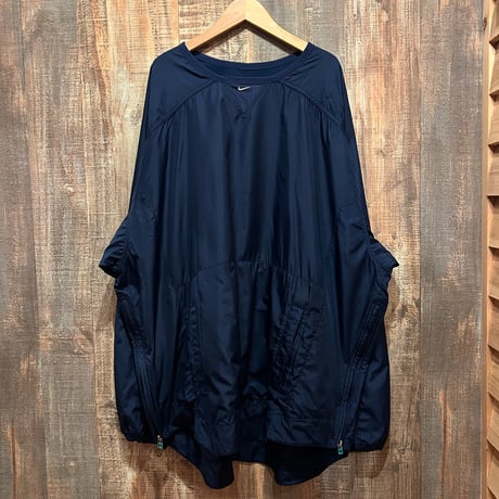 NIKE ナイロンプルオーバー