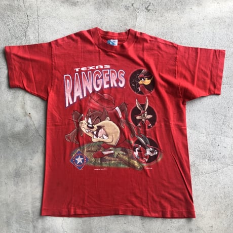ルーニーテューンズ×MLBキャラTシャツ