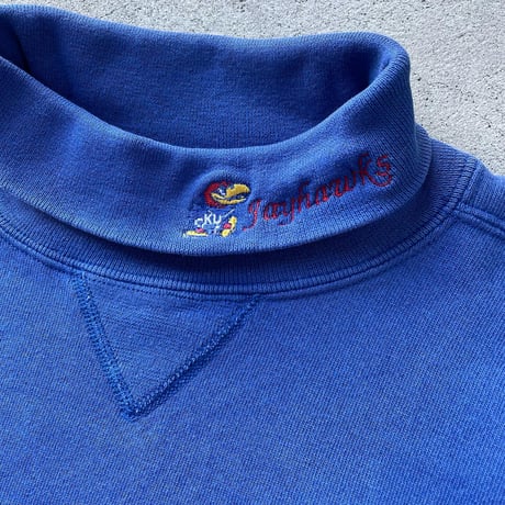 USA製RUSSELL ATHLETICタートルスウェット
