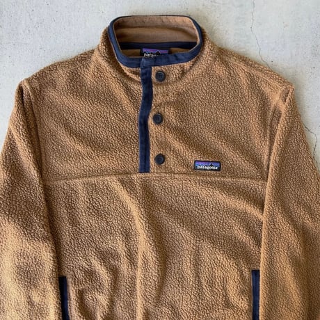 patagonia シアーリングボタンプルオーバー