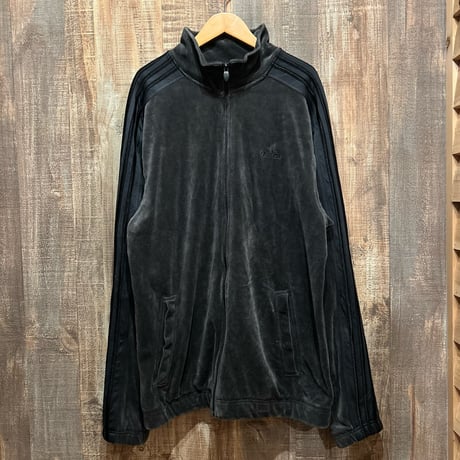 adidas ベロアトラックジャケット