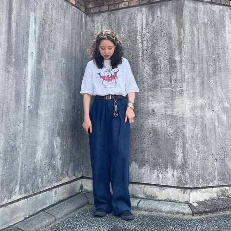 LONDON タズマニアンデビルTシャツ