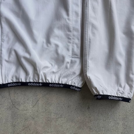 adidas トラックジャケット
