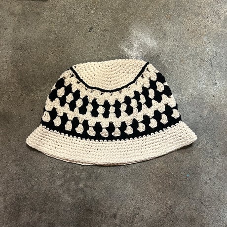 白黒クロシェハット