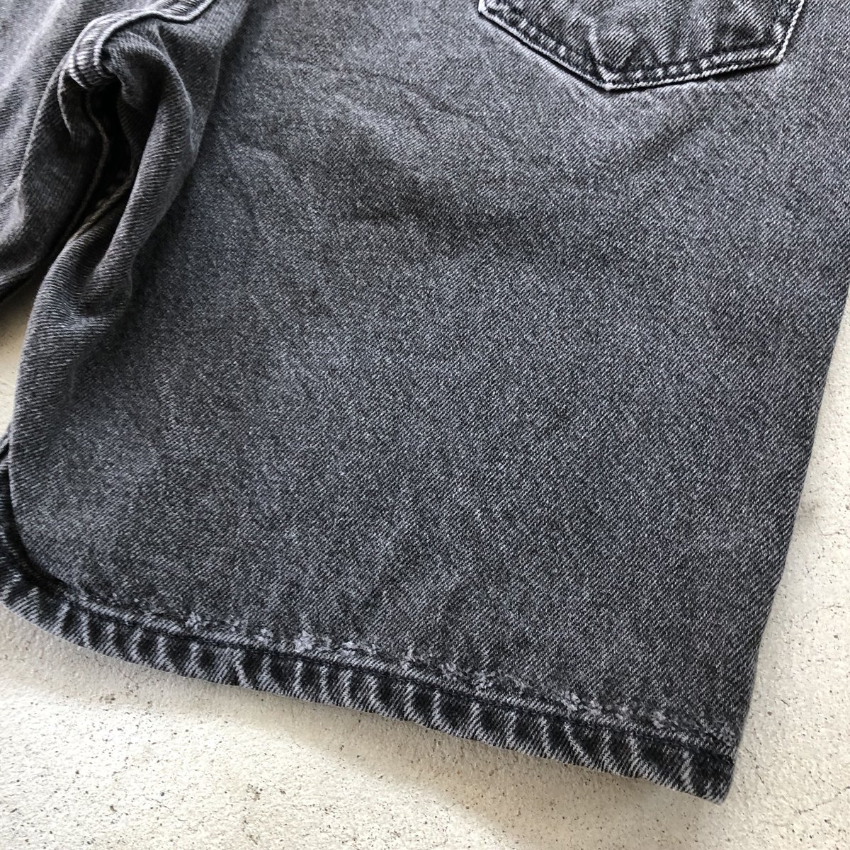 Levi's 550 RELAXED FIT ブラックデニムショーツW34 | CUSTOM