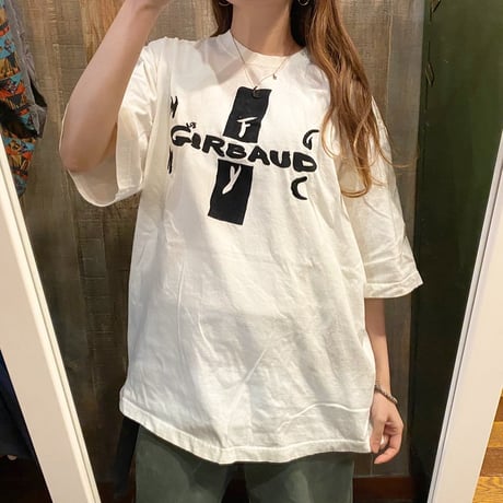フロッキー刺繍Tシャツ