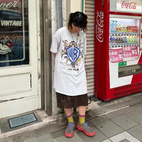 USA製 ルーニー・テューンズ キャラ集合Tシャツ