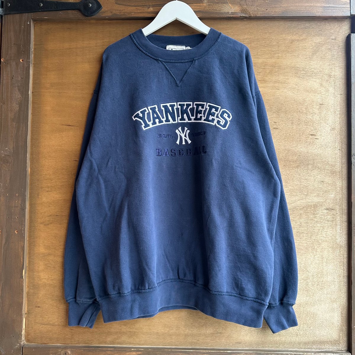 ニューヨークヤンキース 刺繍スウェット | CUSTOM FEVER