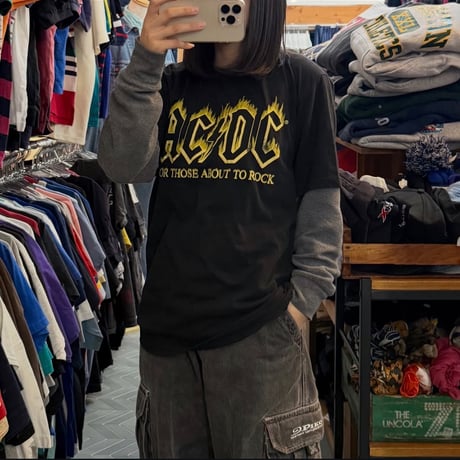 AC/DC バンドTシャツ