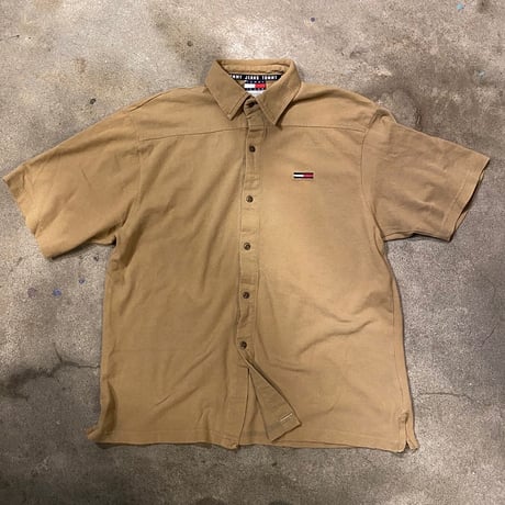TOMMY HILFIGERシャツ
